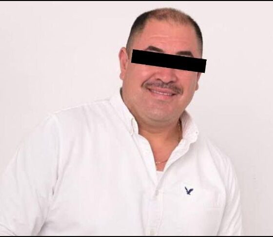 La detención del alcalde estaría vinculada a una investigación federal en curso sobre actividades criminales en el inmueble conocido como rancho Izaguirre, el cual fue señalado recientemente por autoridades como un centro de operación del Cártel Jalisco Nueva Generación (CJNG).